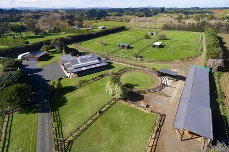 Photo of property in 1189 Glenbrook Road, Glenbrook, Waiuku, 2681