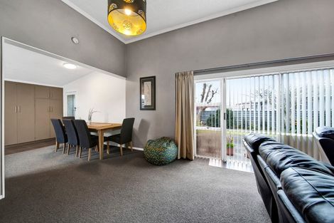 Photo of property in 48 Puriri Street, Hawera, 4610