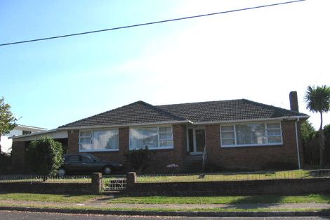 Photo of property in 33 Tane Street, New Lynn, Auckland, 0600
