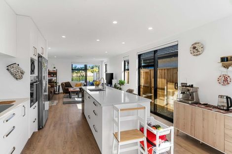 Photo of property in 11 Hinaki Street, Poike, Tauranga, 3112