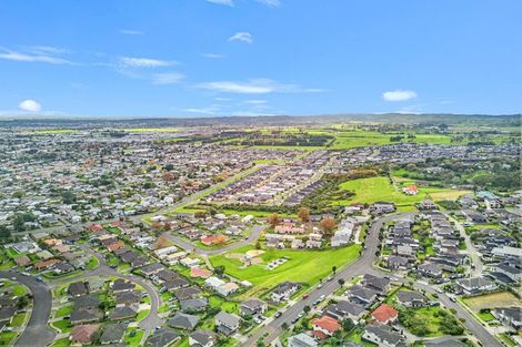 Photo of property in 171 Keri Vista Rise, Papakura, 2110