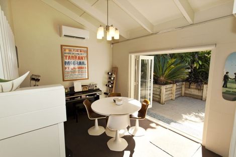 Photo of property in 1/31 James Evans Drive, Northcote, Auckland, 0627