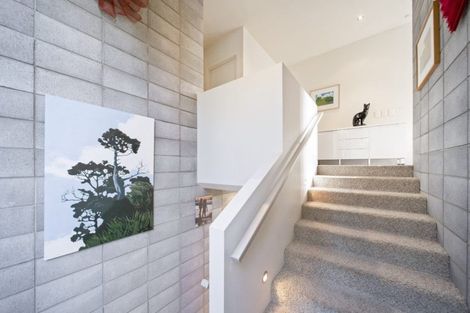 Photo of property in 16 Links Drive, Waiwhakaiho, New Plymouth, 4312