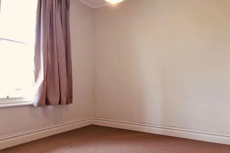 Photo of property in 10 Chapel Street, Papakura, 2110