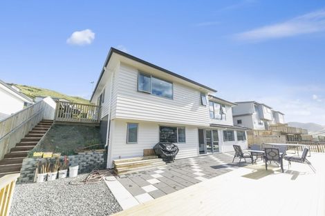 Photo of property in 18 Rochdale Drive, Churton Park, Wellington, 6037