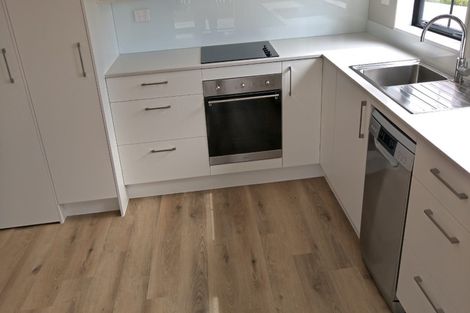 Photo of property in 3/15 Sunhill Road, Sunnyvale, Auckland, 0612