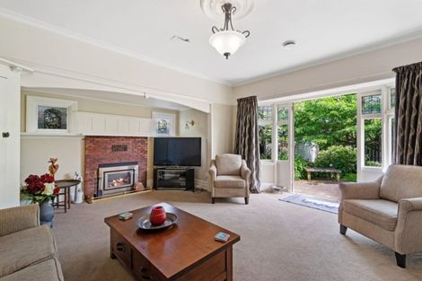 Photo of property in 96 Saint Martins Road, Saint Martins, Christchurch, 8022