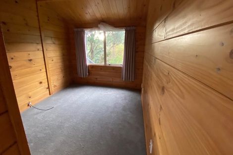 Photo of property in 43 Houghton Bay Road, Houghton Bay, Wellington, 6023