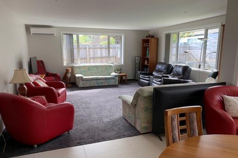 Photo of property in 27b Pehi Kupa Street, Waikanae, 5036