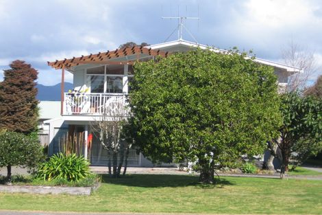 Photo of property in 505 Ocean Road, Whangamata, 3620