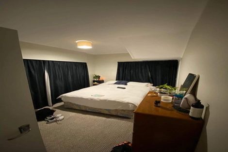 Photo of property in 23 Huntingdon Street, Northland, Wellington, 6012