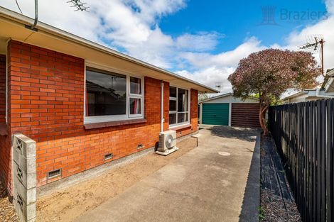 Photo of property in 2/120 Estuary Road, South New Brighton, Christchurch, 8062