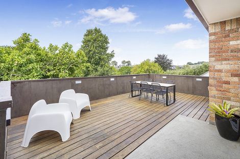 Photo of property in 68 Acacia Crescent, Glenview, Hamilton, 3206