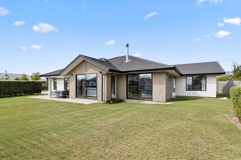 Photo of property in 27 Marbleleaf Lane, Albert Town, Wanaka, 9305