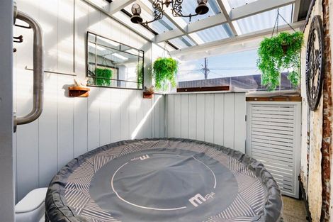 Photo of property in 20 Ngareta Street, Marton, 4710