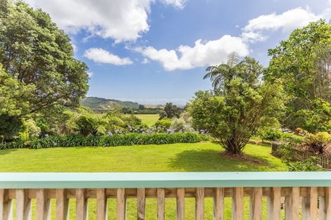 Photo of property in 353 North Manakau Road, Manakau, Levin, 5573