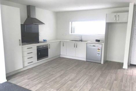 Photo of property in 12/36 Seventh Avenue, Tauranga, 3110