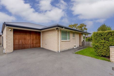Photo of property in 3/46 Staveley Street, Avonhead, Christchurch, 8042