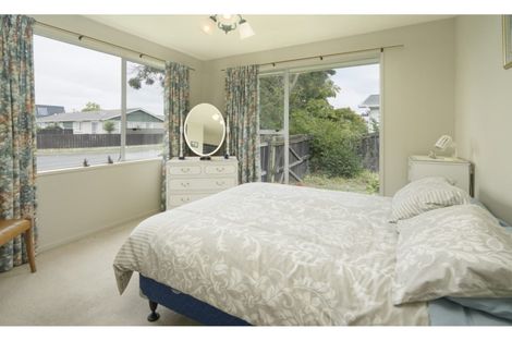 Photo of property in 79 Newnham Street, Rangiora, 7400