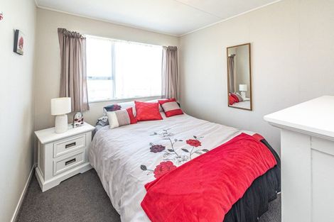 Photo of property in 1a Mosston Road, Castlecliff, Whanganui, 4501