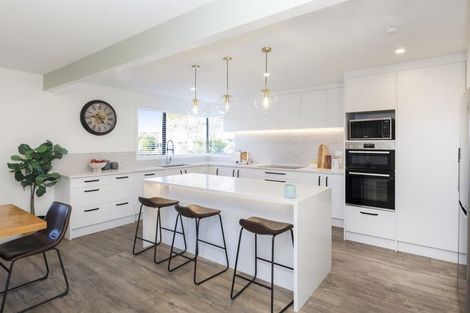 Photo of property in 54 Regency Crescent, Redwood, Christchurch, 8051