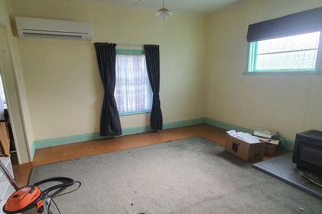 Photo of property in 24 Leonard Street, Waimate, 7924