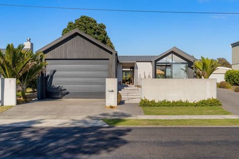 Photo of property in 113 Bellona Road, Whangamata, 3620