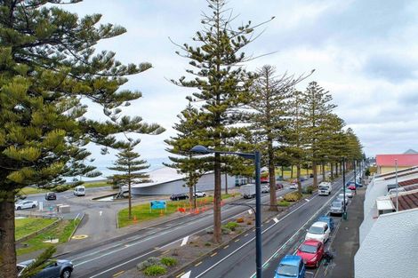 Photo of property in 451 Marine Parade, Napier South, Napier, 4110