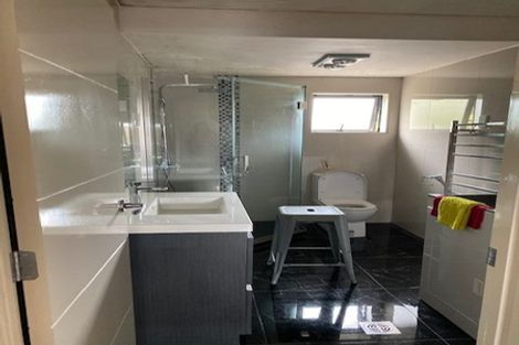 Photo of property in 53a Pomaria Road, Henderson, Auckland, 0610