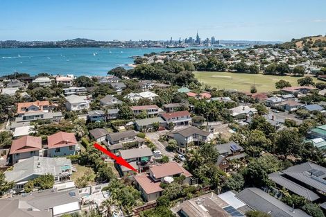 Photo of property in 3/24a Cheltenham Road, Devonport, Auckland, 0624