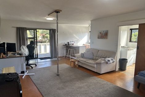 Photo of property in 3 Hodgkins Road, Waikanae Beach, Waikanae, 5036