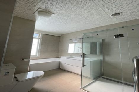 Photo of property in 105 Campbell Road, One Tree Hill, Auckland, 1061