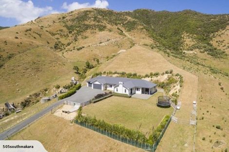 Photo of property in 505 South Makara Road, Makara, Karori, 6972