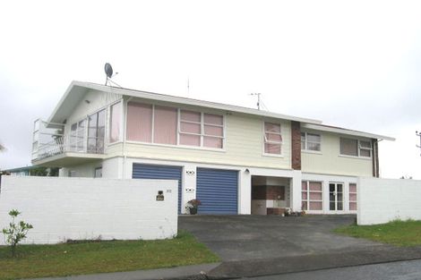 Photo of property in 102 Hillcrest Avenue, Hillcrest, Auckland, 0627