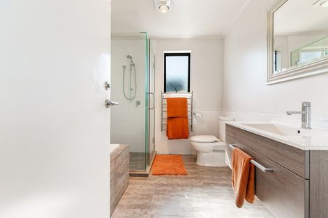 Photo of property in 14 Kotuku Lane, Hobsonville, Auckland, 0616