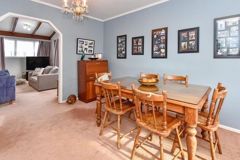 Photo of property in 151 Settlement Road, Papakura, 2110