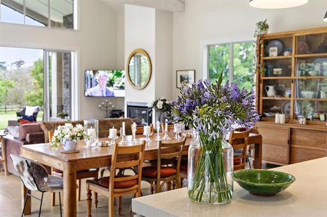 Photo of property in 5 Dysart Lane, Kumeu, 0891