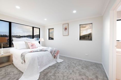 Photo of property in 31 Ballindrait Drive, Flat Bush, Auckland, 2019