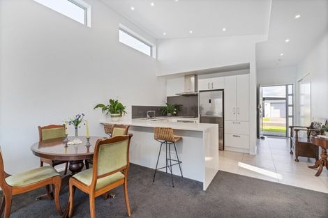 Photo of property in 16 Vanita Drive, Whitianga, 3510