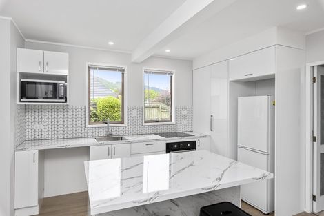 Photo of property in 34a Andrew Street, Waikanae, 5036