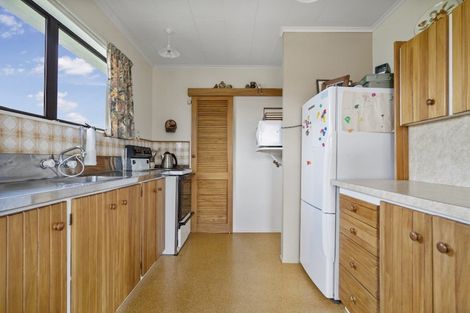 Photo of property in 105 Chartwell Avenue, Whangamata, 3620
