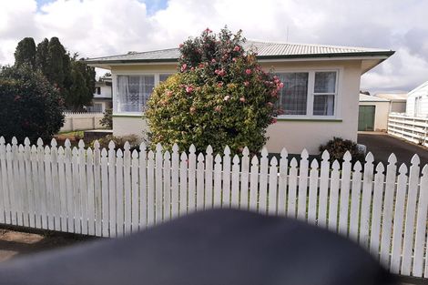 Photo of property in 15 Brett Place, Takaro, Palmerston North, 4412