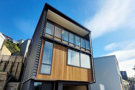 Photo of property in 16 Silvereye Way, Johnsonville, Wellington, 6037