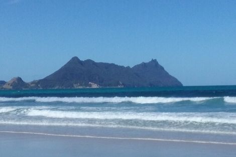 Photo of property in 12 O'farrell Drive, One Tree Point, 0118