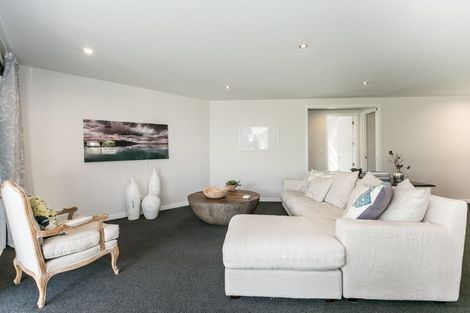 Photo of property in 9a Saint Hill Lane, Havelock North, 4130
