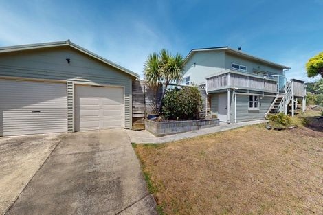 Photo of property in 40 Kahukura Avenue, Waitarere Beach, Levin, 5510