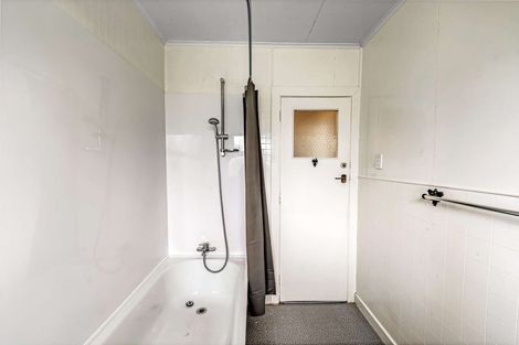 Photo of property in 8b Swan Street, Gore, 9710