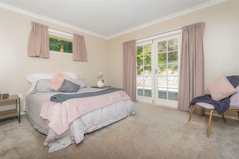Photo of property in 79 Stokes Valley Road, Stokes Valley, Lower Hutt, 5019