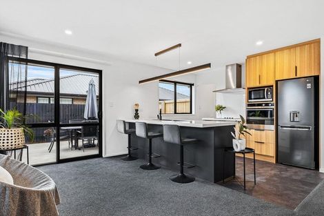 Photo of property in 8 Olearia Lane, Halswell, Christchurch, 8025