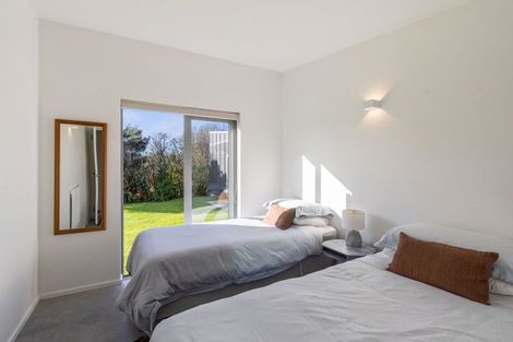 Photo of property in 41 Marram Way, Peka Peka, Waikanae, 5391